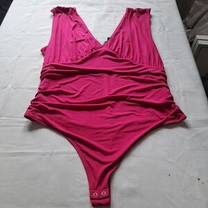 EXPRESS Body Contour Deep V Ruched Pink Bodysuit Size XL Compression Comfort